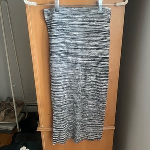 525 America Black and White Pencil Skirt